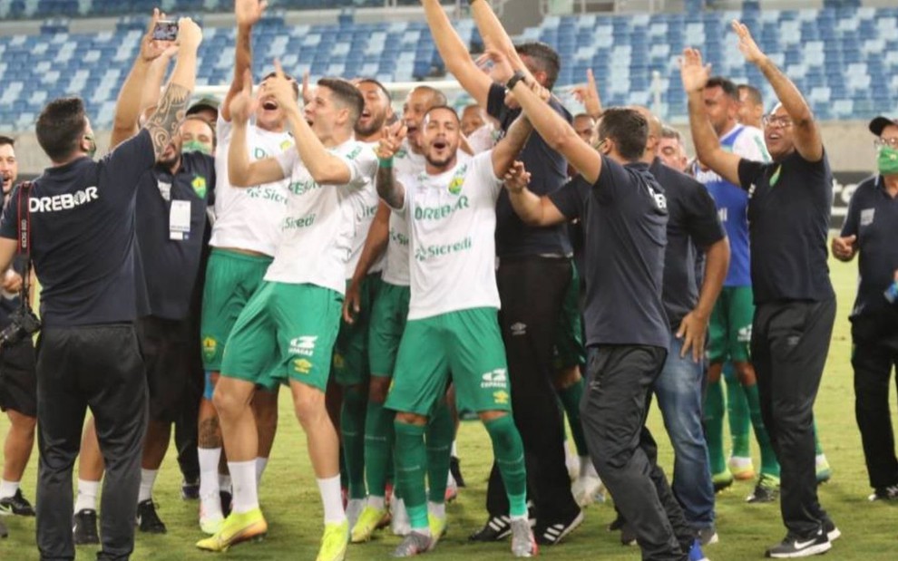 Globo fecha acordo com Cuiabá e vai exibir jogos na Série A
