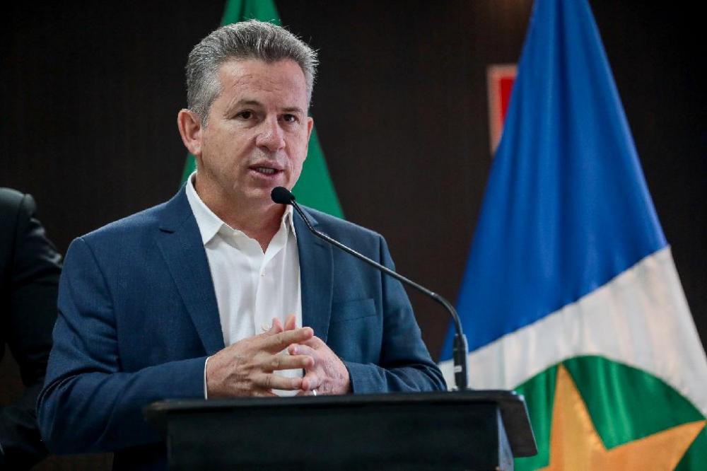 Mauro Mendes recebe prêmio nacional de gestão pública