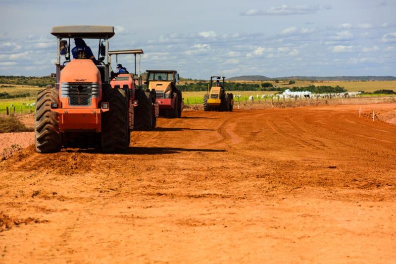 Mendes promete asfaltar mais de 270 km e construir 23 pontes na BR-174