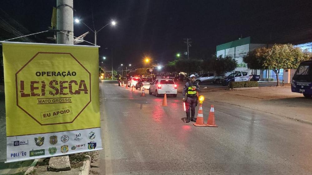 Operação Lei Seca prende 13 motoristas e fiscaliza 87 veículos em Cuiabá