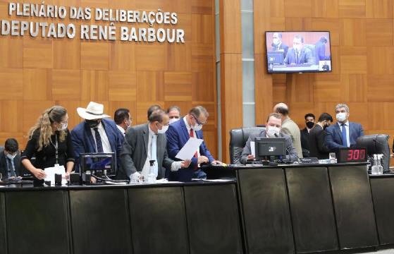 Deputados aprovam porte de arma para atiradores desportivos em MT