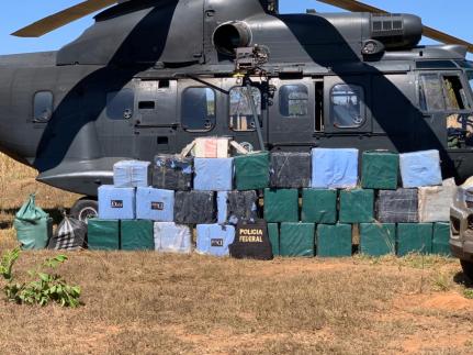 Operação apreende 966 kg de cocaína pura na fronteira de MT