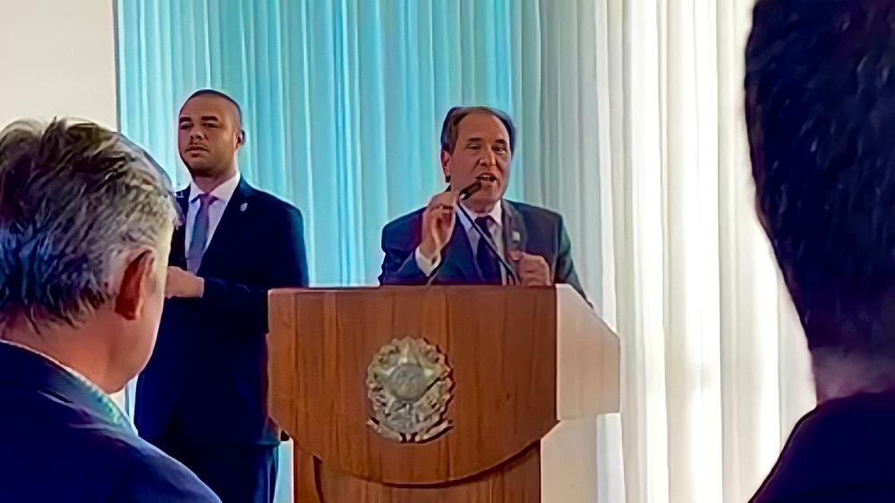 Em agenda com Bolsonaro, presidente da Facmat defende o comércio e a estabilidade dos negócios