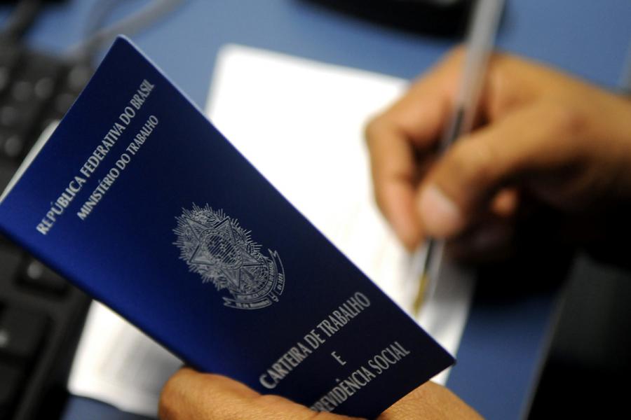 Primavera do Leste tem cerca de 2 mil vagas em aberto