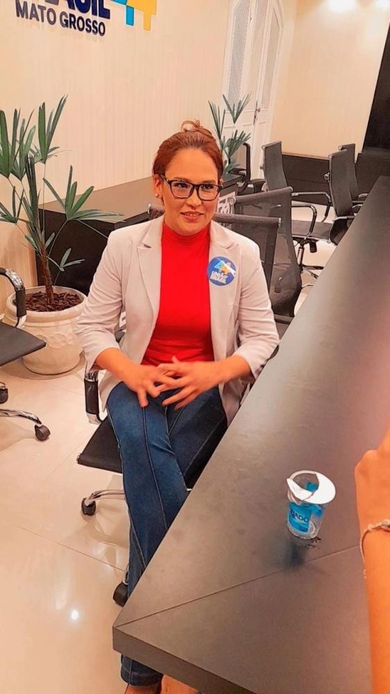 Dra Ludymila, ex-vendedora de salgados na feira do verdão, surpreende e cresce com apoio nas comunidades