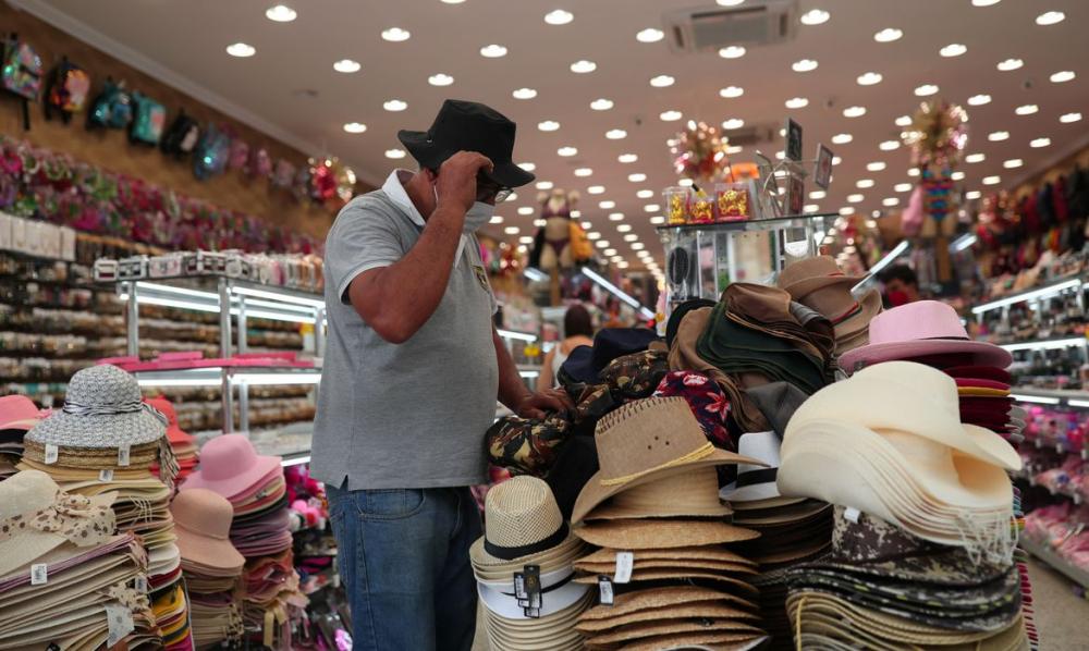Comerciantes de Cuiabá estão otimistas e esperam aumento nas vendas para o Dia dos Pais