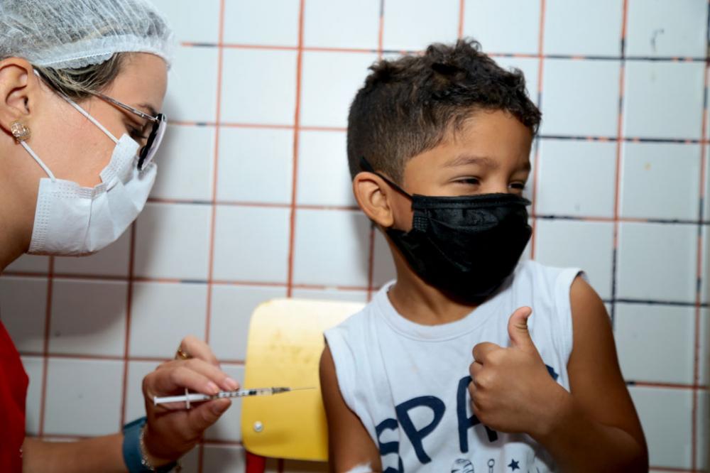 Primavera do Leste amplia cobertura vacinal da COVID-19 para crianças