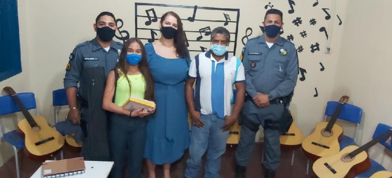 Inauguração de espaço musical marca volta às aulas na Escola Miguel Baracat