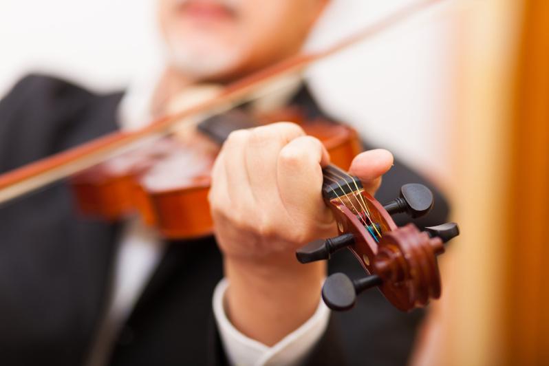 Cia.Sinfônica apresenta Jingle Jazz Band no Goiabeiras neste sábado (17)