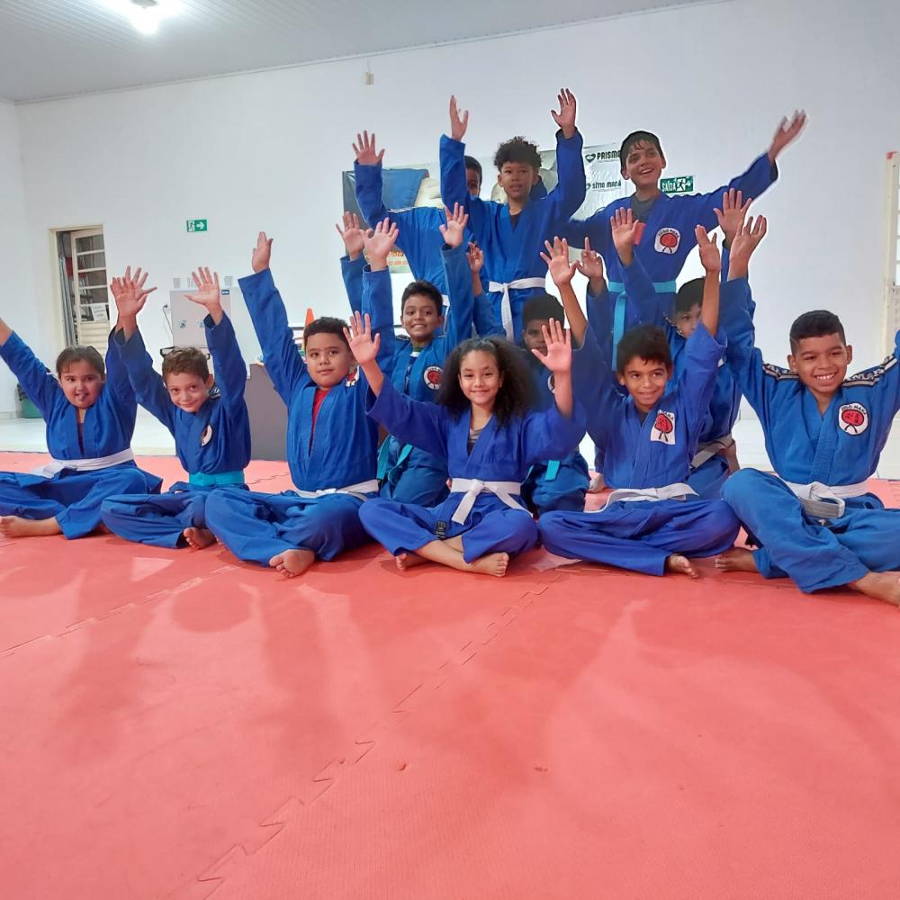 Projeto Social Judô Maná forma crianças campeãs na vida