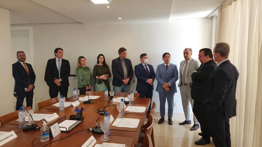 Consultor da Facmat participa de intensa agenda do Comitê Jurídico da CACB em Brasília