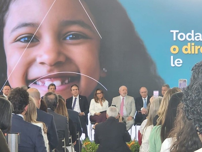 Secretária Municipal de Educação participa em Brasília do anuncio da nova politica de alfabetização brasileira