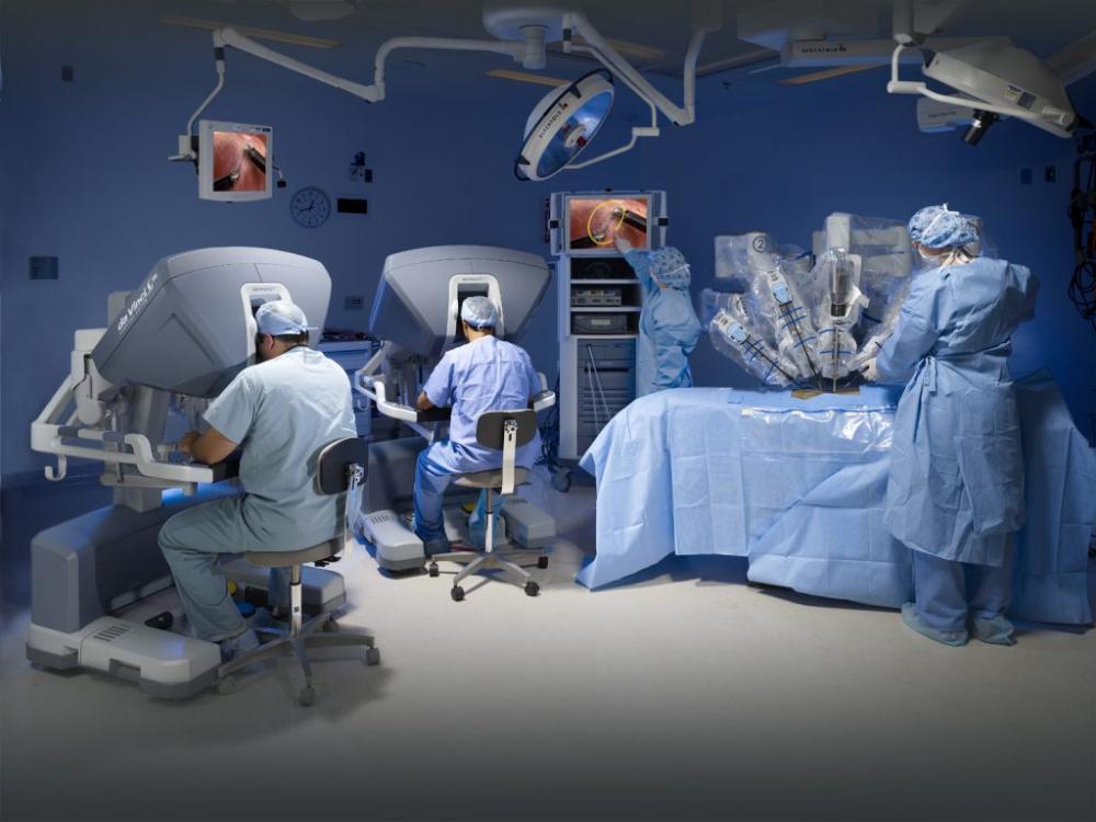 Entenda os avanços e tecnologias da cirurgia robótica na remoção de tumores urológicos