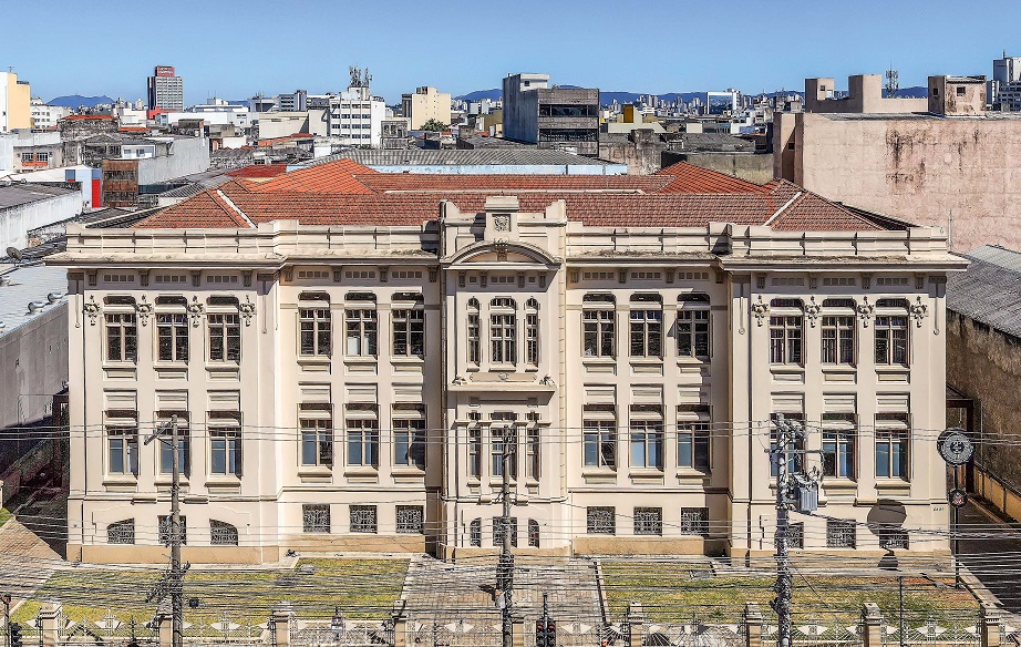 Programa de Residência Artística 2023 para egressos da MT Escola de Teatro