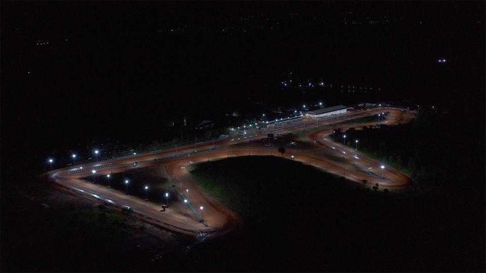 Velocidade na Terra é opção de lazer neste final de semana, em Cuiabá