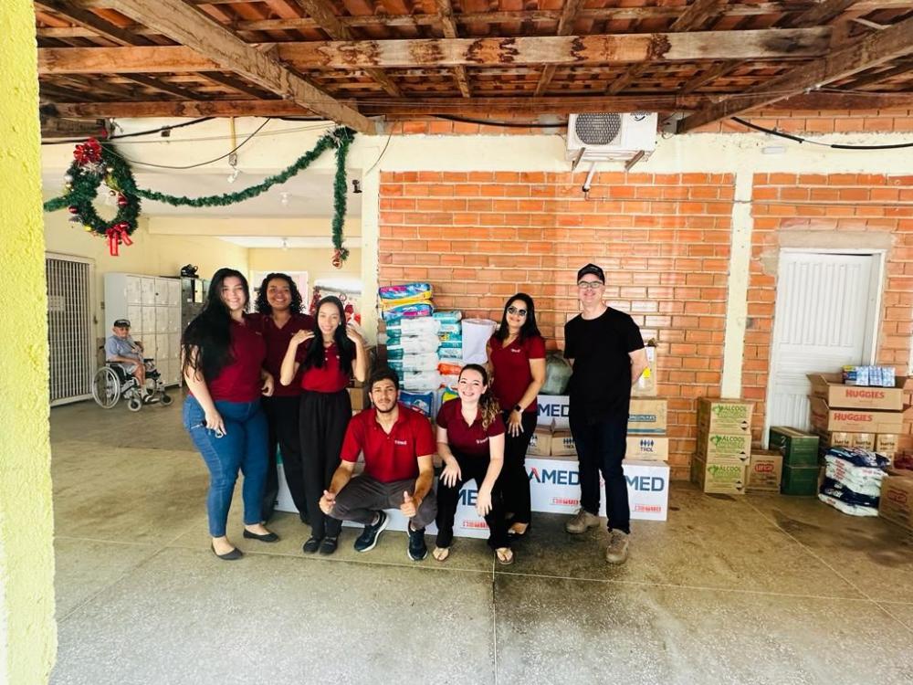 Idosos do Abrigo Bom Jesus ganham Baile da Saudade solidário