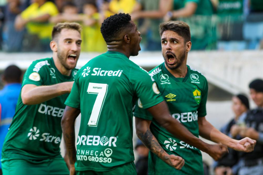 Sicredi renova patrocínio ao Cuiabá Esporte Clube para a temporada de 2024 na Série A do Campeonato Brasileiro