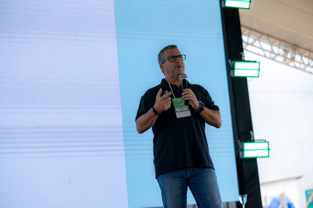 Chuvas podem interferir nas operações de colheita e favorecer a evolução de doenças, diz agrometeorologista