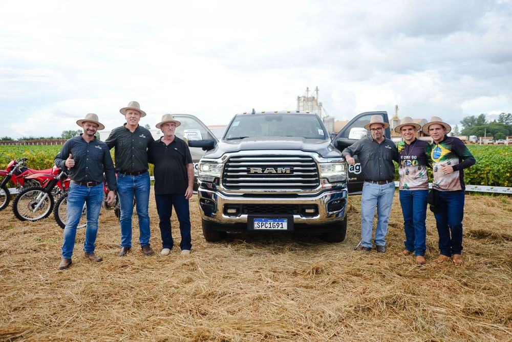 Agro-Sol premia produtores sorteados em campanha de compra antecipada de sementes