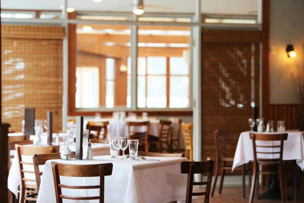 Número de bares e restaurantes operando em prejuízo em MT é alto, segundo pesquisa da Abrasel