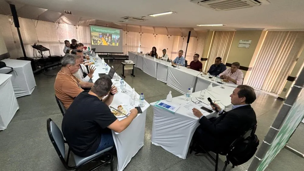 Associação Comercial de Cuiabá discute temas relevantes para o comércio em reunião mensal