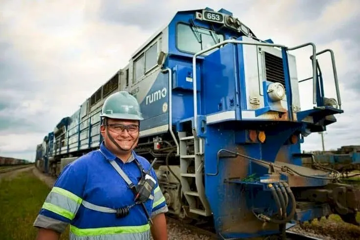 Senai MT oferta cursos de capacitação em sistemas ferroviários com formação em encarregado, servente de obras e carpinteiro