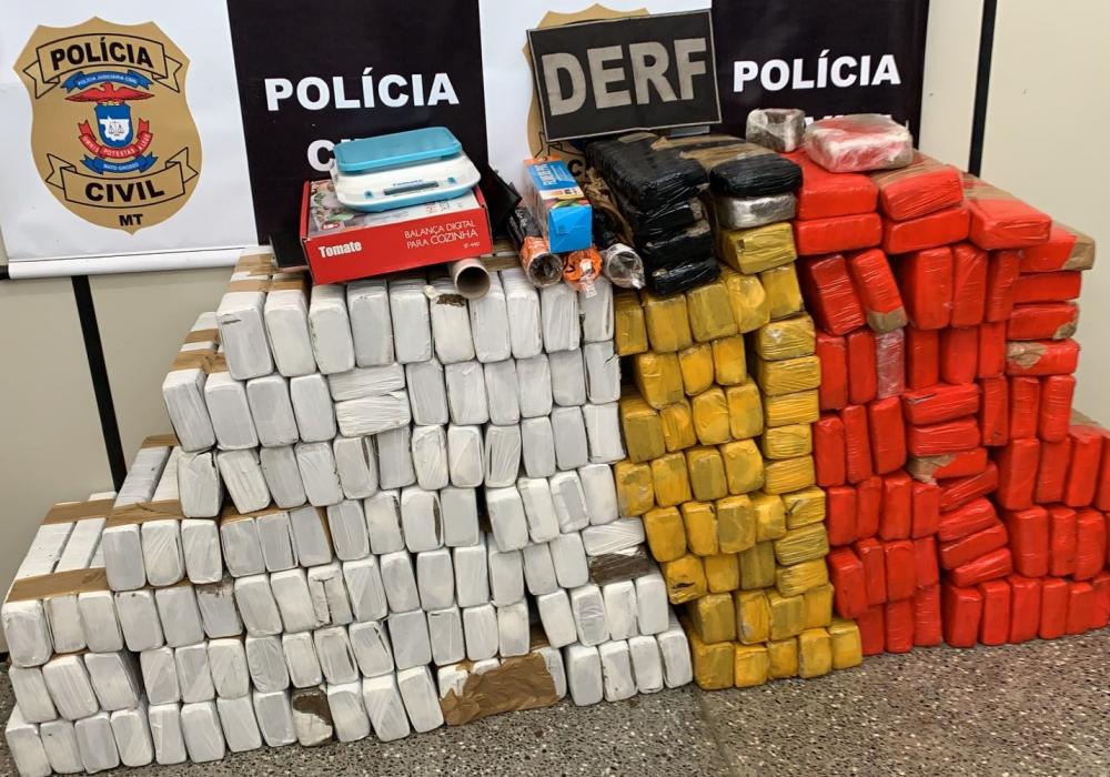 Investigação sobre roubo de celulares leva Polícia Civil à apreensão de 212 tabletes de maconha, na Capital