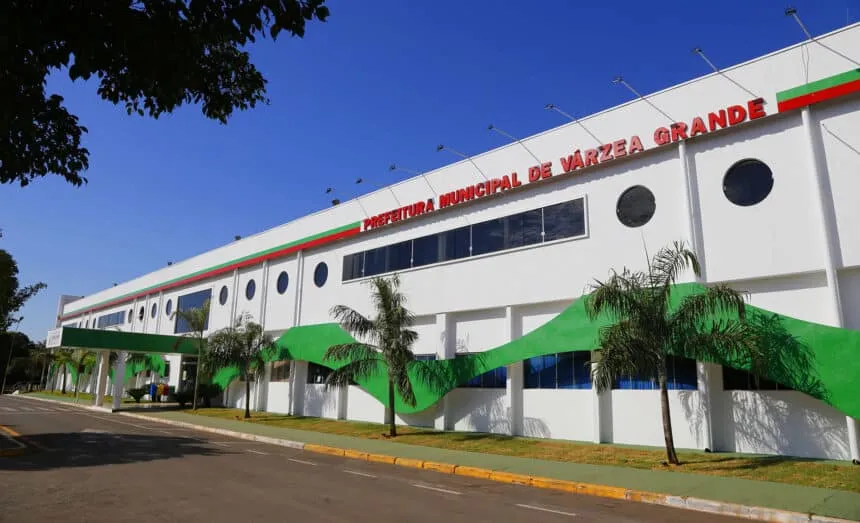 Kalil anuncia concurso público no próximo mandato em Várzea Grande