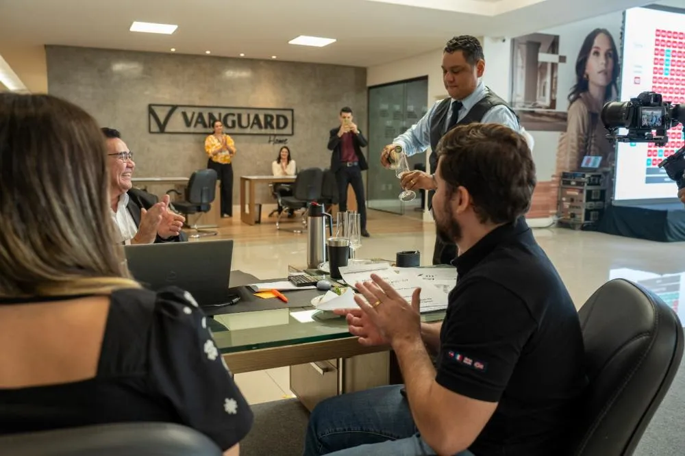 Liven da Vanguard é sucesso de vendas no pré-lançamento da segunda Torre