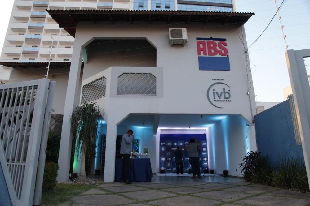 Multinacional inaugura laboratórios em MT com capacidade de produção de 55 mil embriões por ano