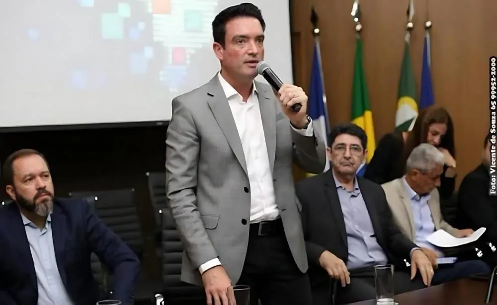 Leonardo Bortolin compartilha experiências de gestão pública no Seminário de Encerramento de Mandato nesta quinta-feira