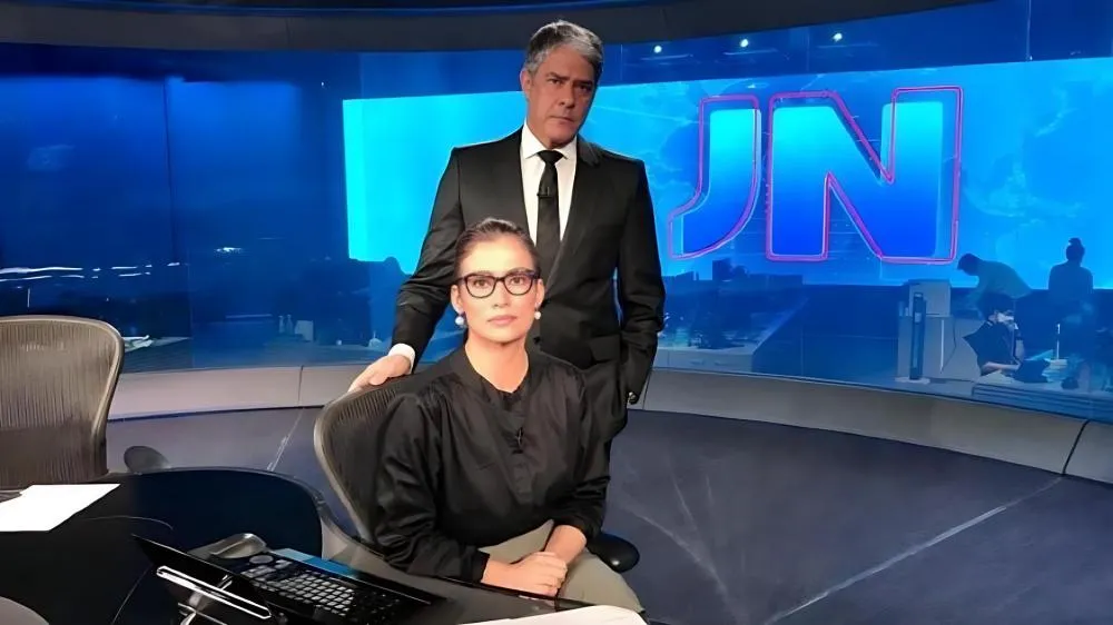 Renata Vasconcellos se emociona com homenagem de William Bonner no Jornal Nacional – Confira o momento!