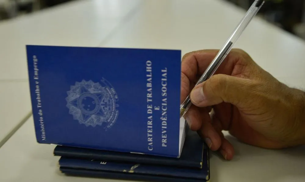 Facmat se posiciona contra a PEC que pretende reduzir a jornada de trabalho 6x1