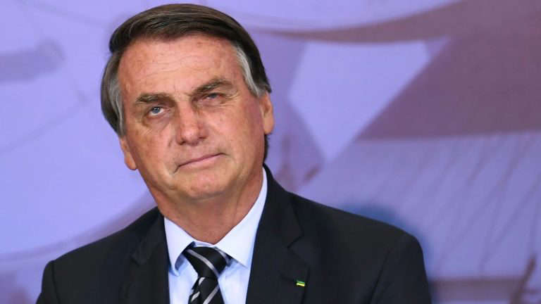 Bolsonaro diz que Brasil vai enfrentar problemas de abastecimento