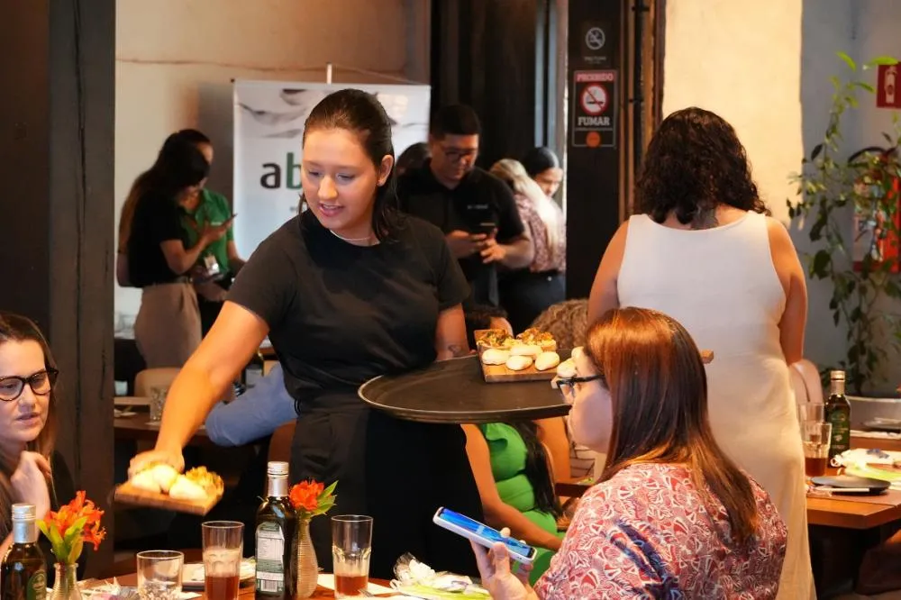 Evento “Mulheres Boazinhas Não Enriquecem!” realizado pela Abrasel-MT é sucesso de público
