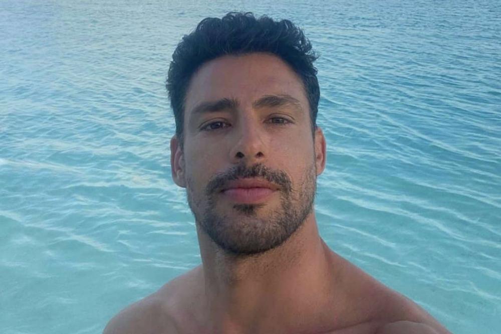 Cauã Reymond conta que foi arrastado pela correnteza nas Maldivas