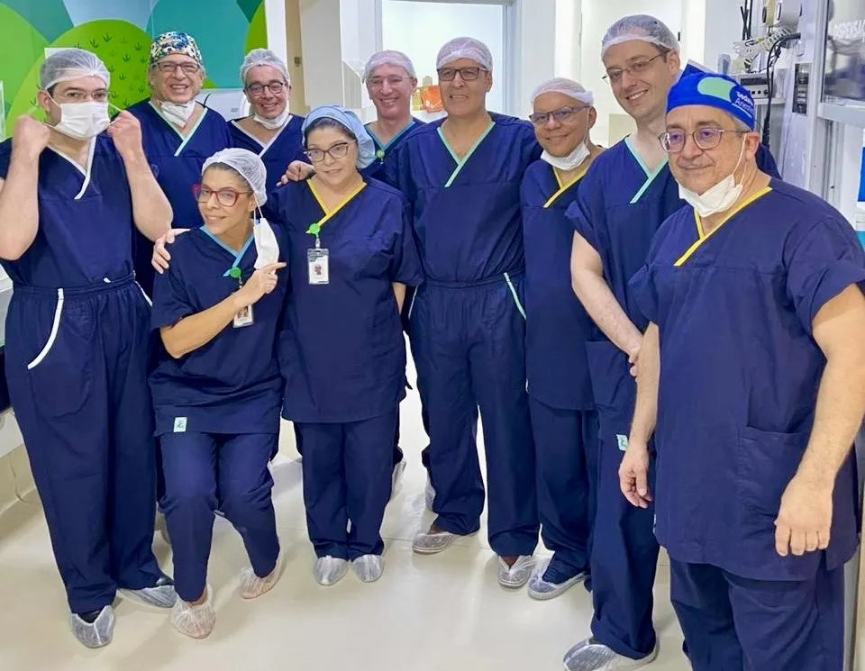 Hospital Femina realiza cirurgia inédita para correção de malformação em bebê ainda no útero