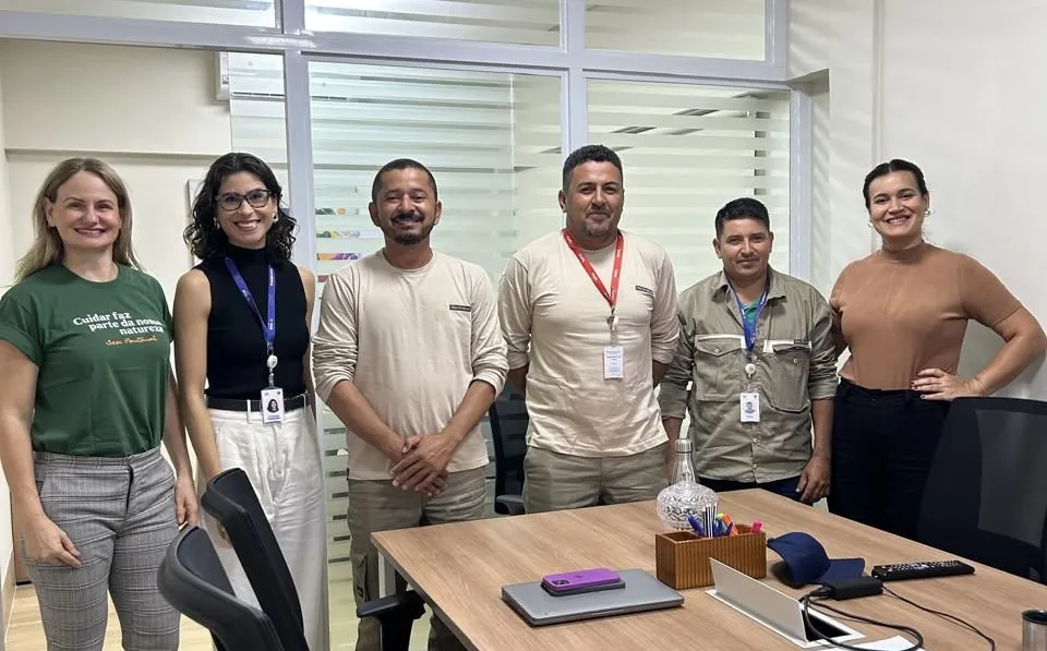 Conselho dos Jovens Empresários da ACCuiabá realiza visita técnica na empresa Deskbr