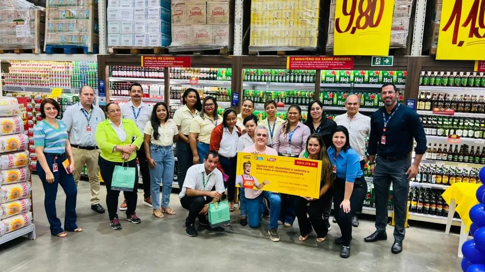 Troco Solidário do Fort Atacadista entrega mais de R$ 15 mil para instituição em Cuiabá