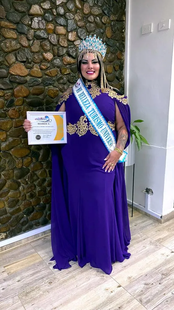Mato Grosso no topo do mundo: Juliana Petry Mino conquista o título de Nuestra Belleza Turismo Universo 2025