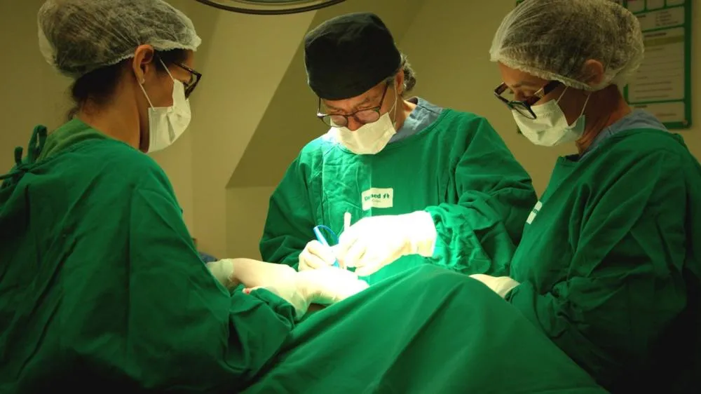 Unimed Cuiabá vira referência em cirurgias oncológicas e surpreende até especialistas!