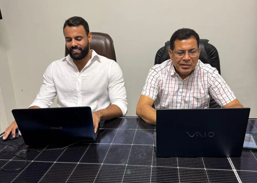 Pai e filho no empreendedorismo: conheça a história de Marcio e Guilherme Costa na JVM Solar