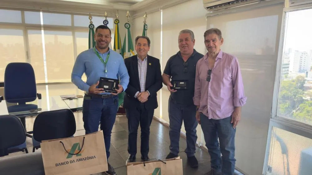 Facmat recebe representantes do Banco da Amazônia para tratar de parceria em fomento ao comércio