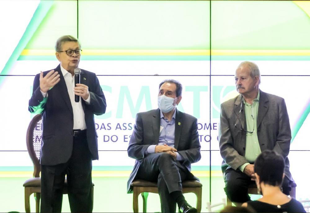 Jantar comemorativo encerra Encontro das Associações Comerciais e celebra os 37 anos da Facmat