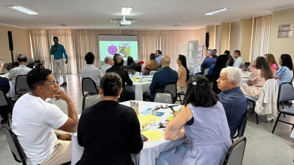 Finanças, liderança e superação de crises são temas abordados no Café com Benefícios de setembro