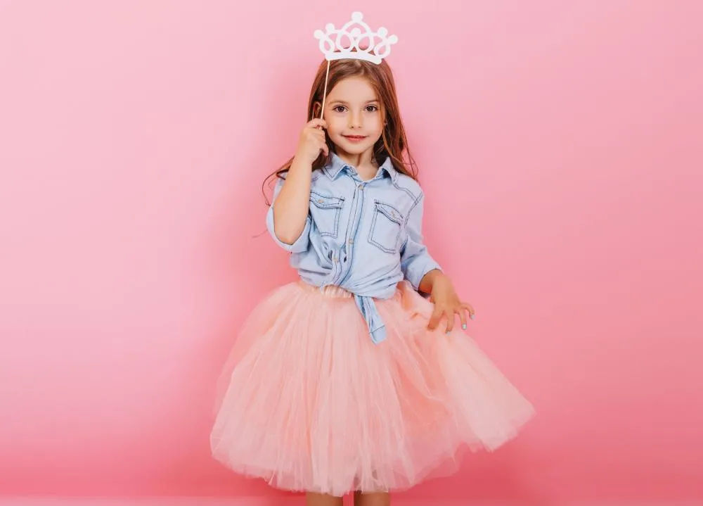 ‘Baile das Princesas’ e ‘Desafio dos Heróis’ agitam programação infantil do Goiabeiras Shopping