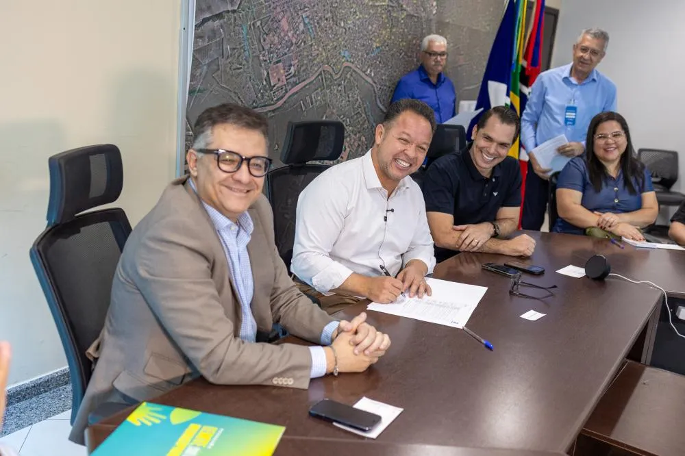 Rondonópolis firma acordo para planejar avanços na educação pública pelos próximos 10 anos