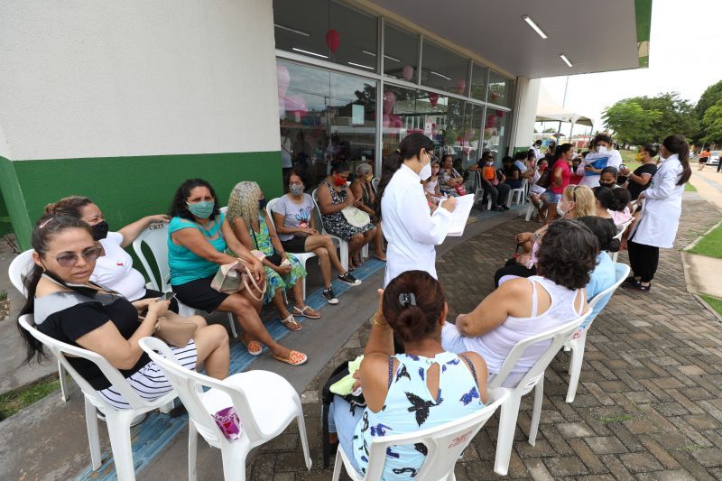 Prefeitura de Cuiabá encerra programação da campanha 'Outubro Rosa' com' Dia D'