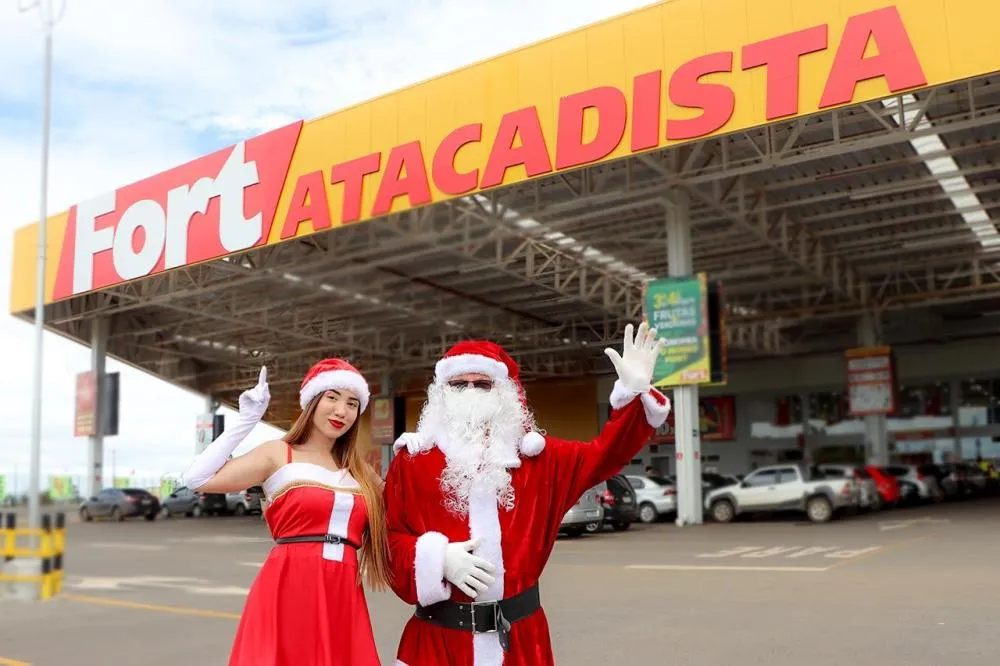 Papai Noel visita Fort Atacadista da Avenida da FEB neste sábado (20)