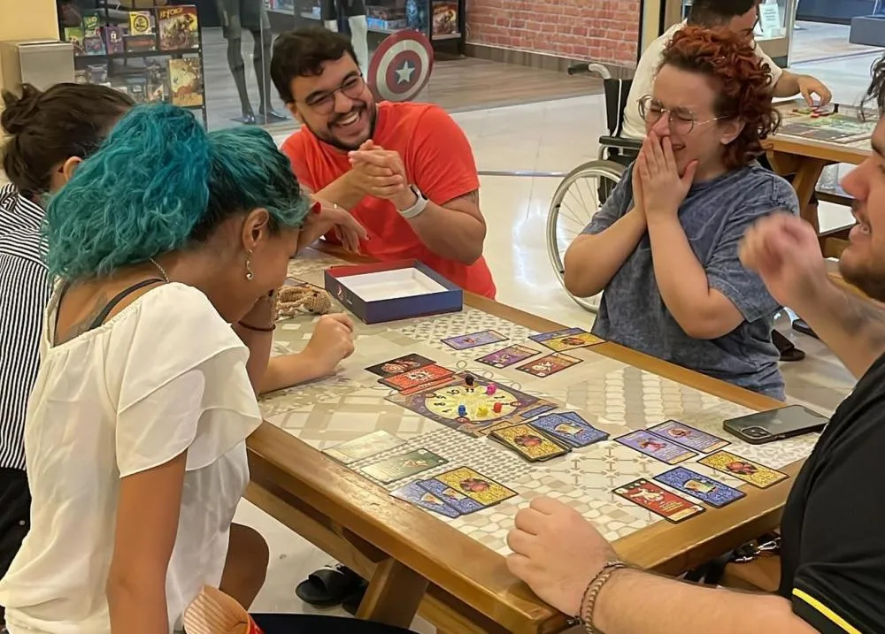 Teatro, jogos de tabuleiro e minicidade animam o fim de semana no Goiabeiras Shopping